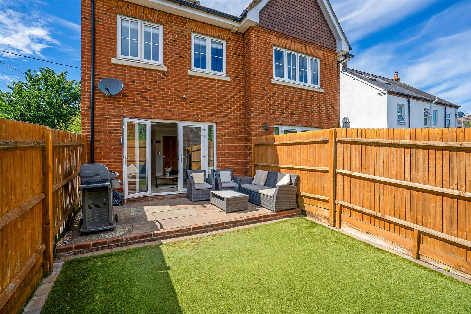 Property Image cb31e7d7-bf0e-47ea-93bb-2ebf75f645fa