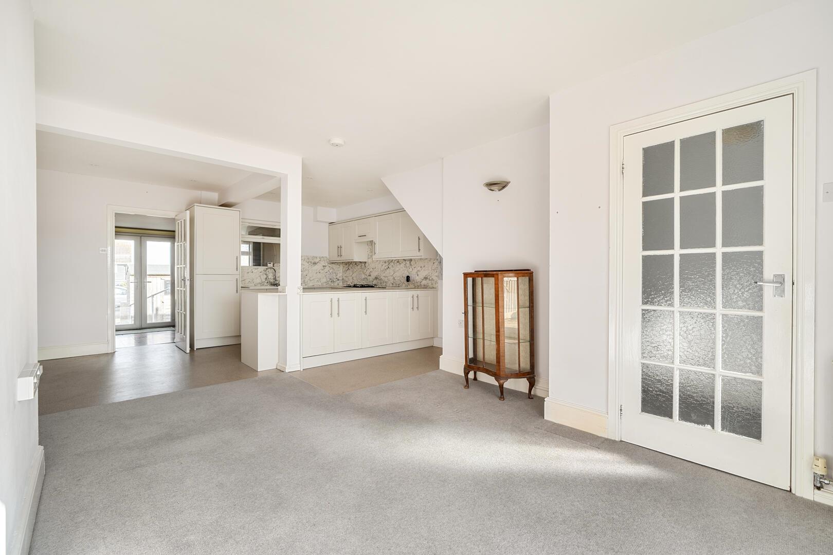 Property Image cb43af1c-7f4c-43be-8b27-ac6a1929b19d