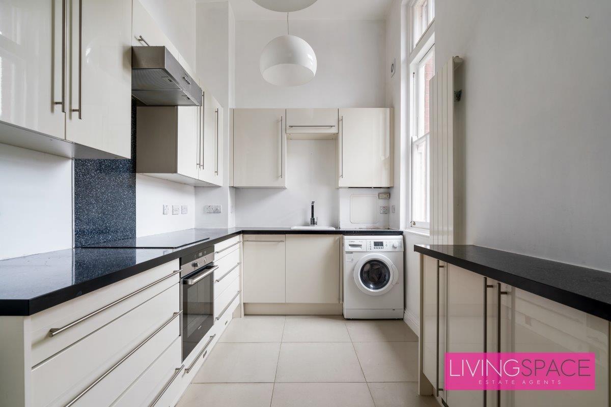 Property Image cb55e819-92ff-42a2-8bd2-085b6260846d
