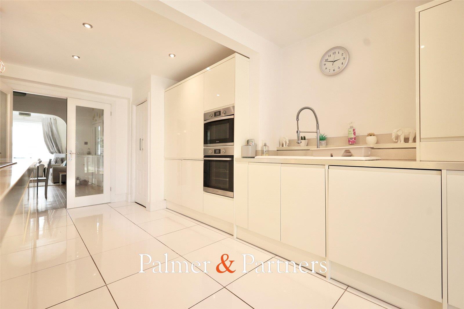 Property Image cb58543d-cc35-4674-9bd1-956d1cf52dc9
