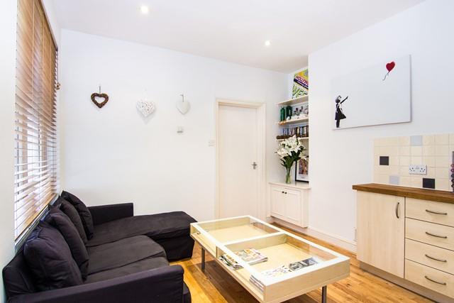 Property Image cb5dcd21-4441-402a-aead-fb1e2c18a628