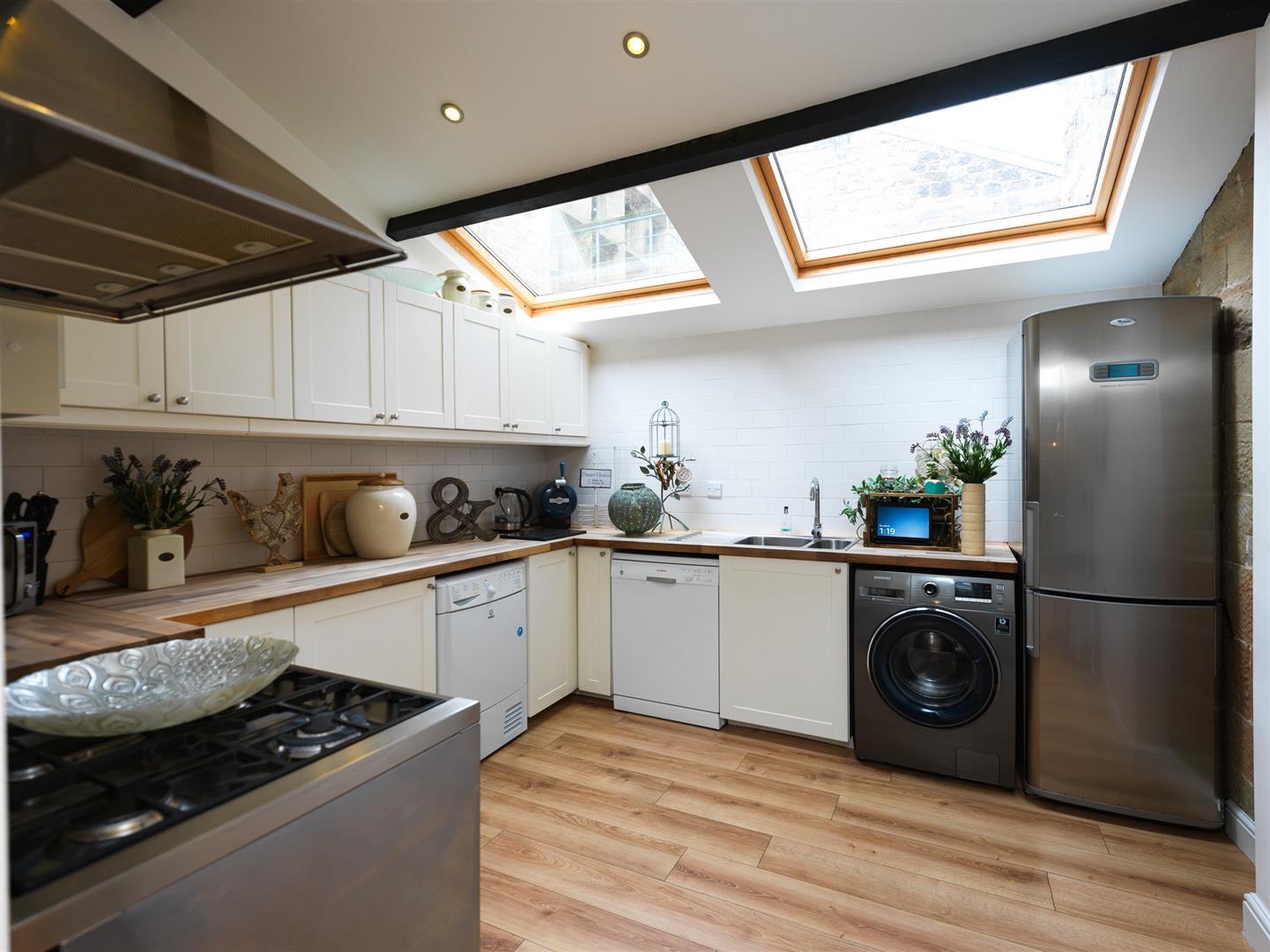 Property Image cb5e9c5a-5fc7-4155-90d8-362662922525
