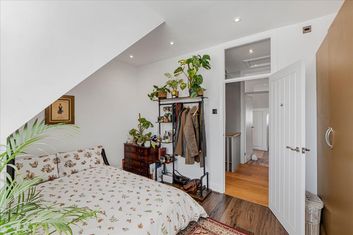 Property Image cb5facfb-d4fb-4f36-a9d0-c5eb61b04b15