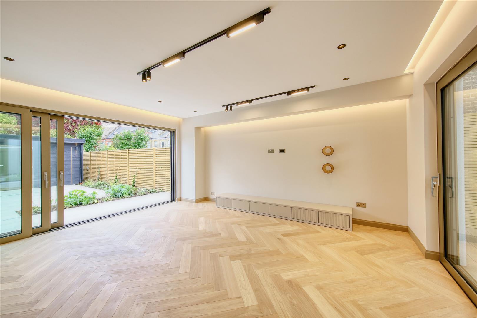 Property Image cb634aea-d15a-4917-941b-b1b93c7c42f9
