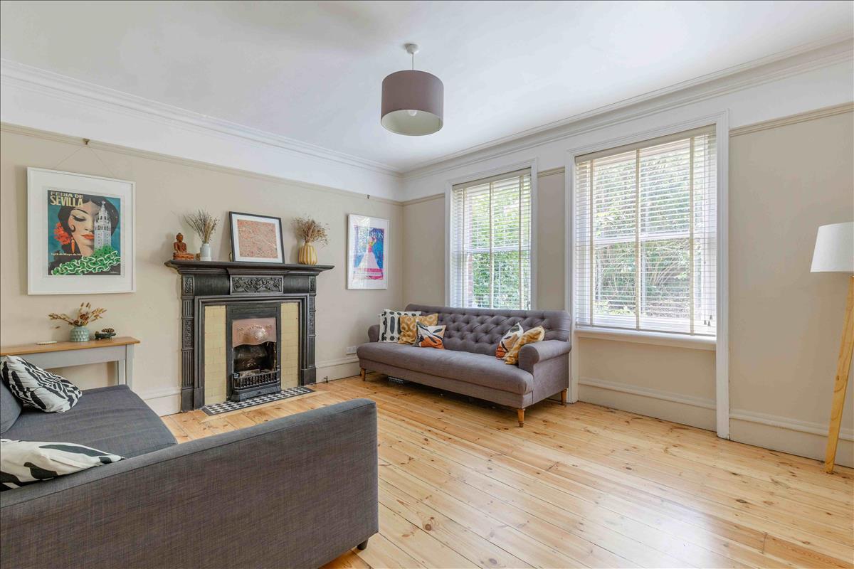 Property Image cb6cbc04-295d-46f8-b29b-30134a4e944e