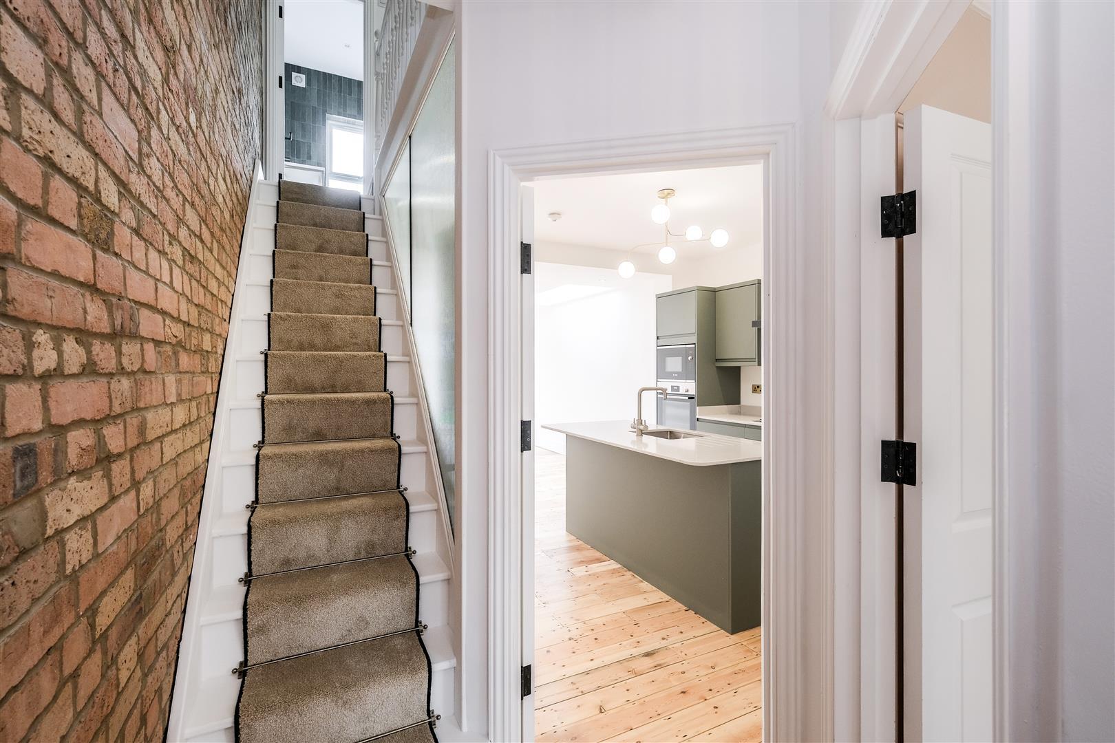 Property Image cb8b7249-c23b-4845-8510-e0e8979c2376