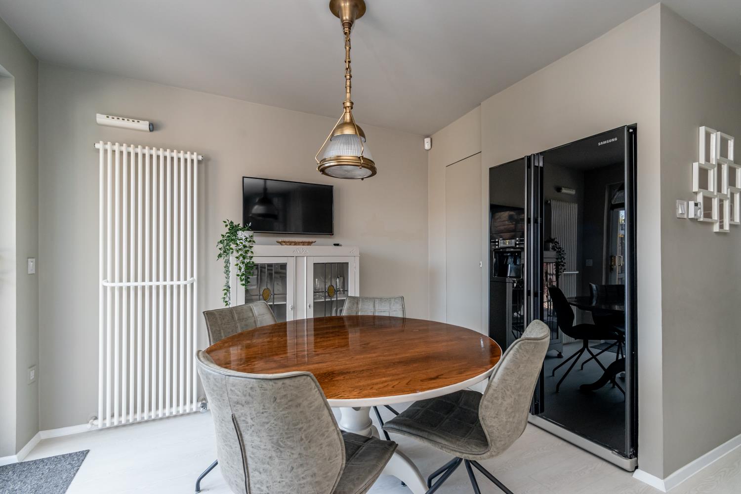 Property Image cb925b87-ef35-4415-a76c-82bccbb7ea0d