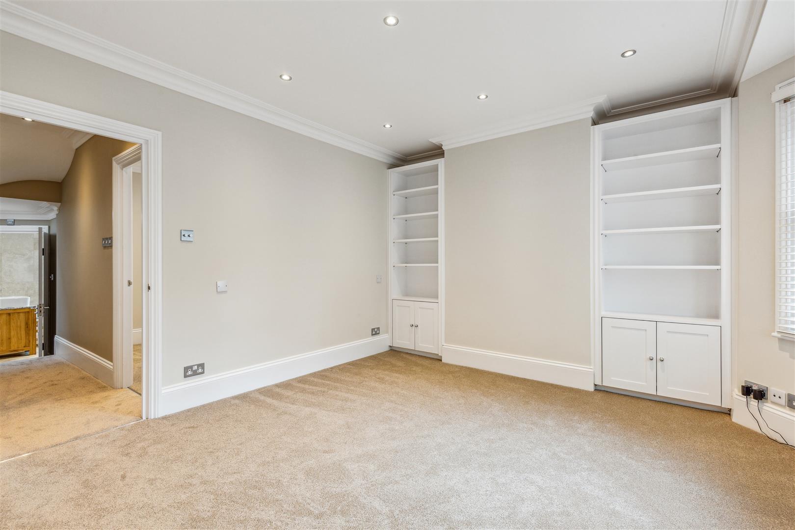 Property Image cb9633f2-db33-4652-95b8-8b7688653db5