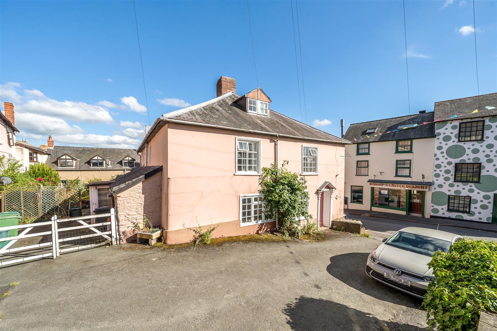 Property Image cb96bb91-92a7-4da0-916d-b1fe7c9a7fa0