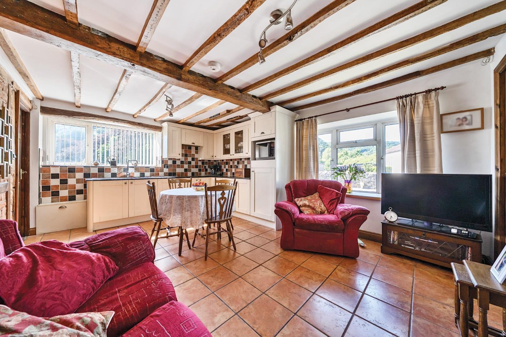 Property Image cb99ef99-92ef-49cb-a388-127204142576