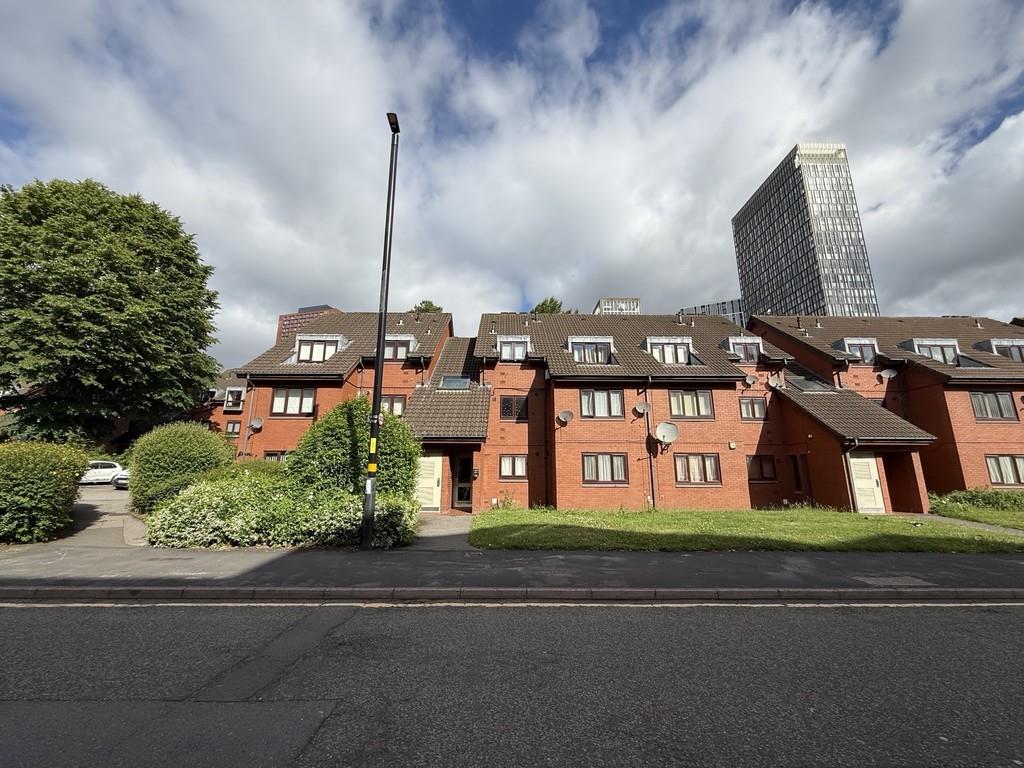 Property Image cba723e9-398a-40f4-aa3e-630b63d9d768