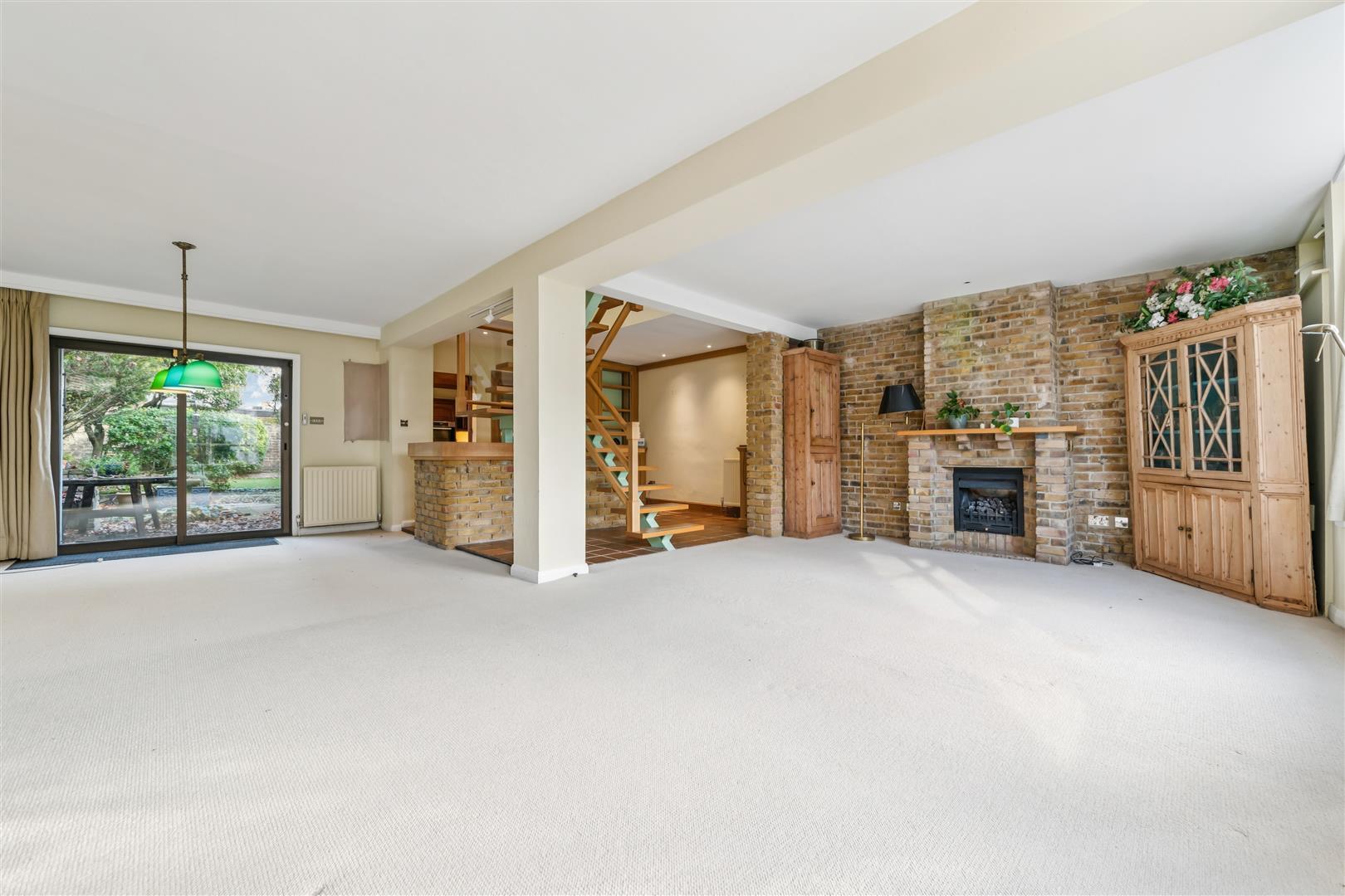 Property Image cbaaf84e-4bad-4160-99f4-3d68d181cfe6