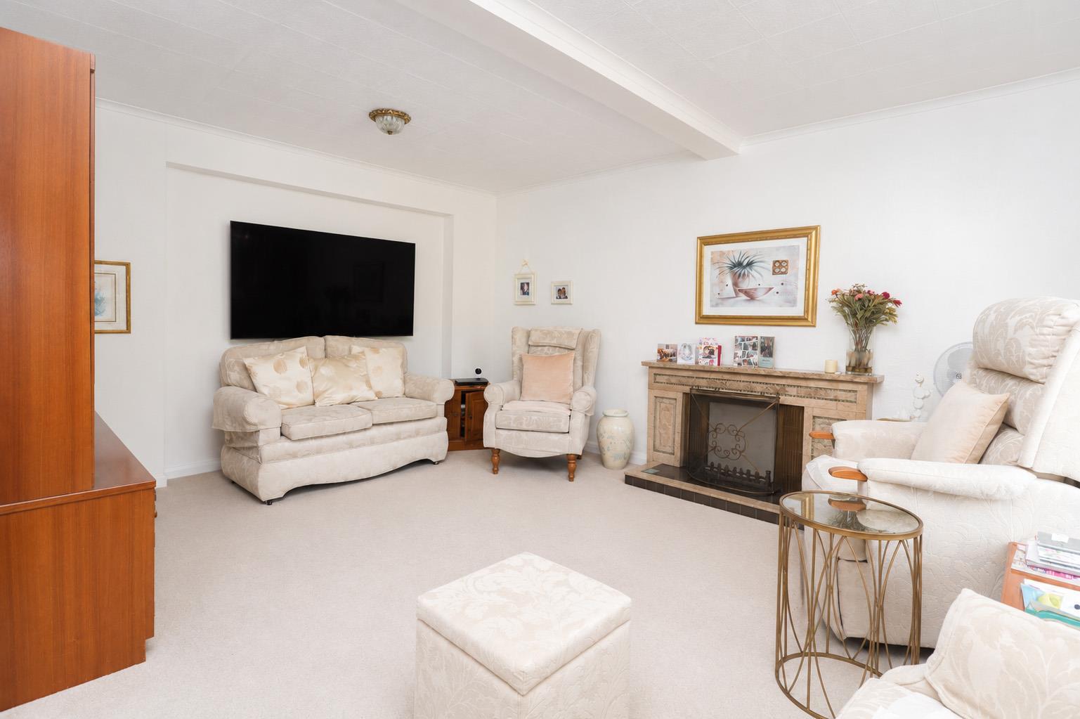 Property Image cbaea93b-94b0-4dc0-a962-2e1e75dce53e