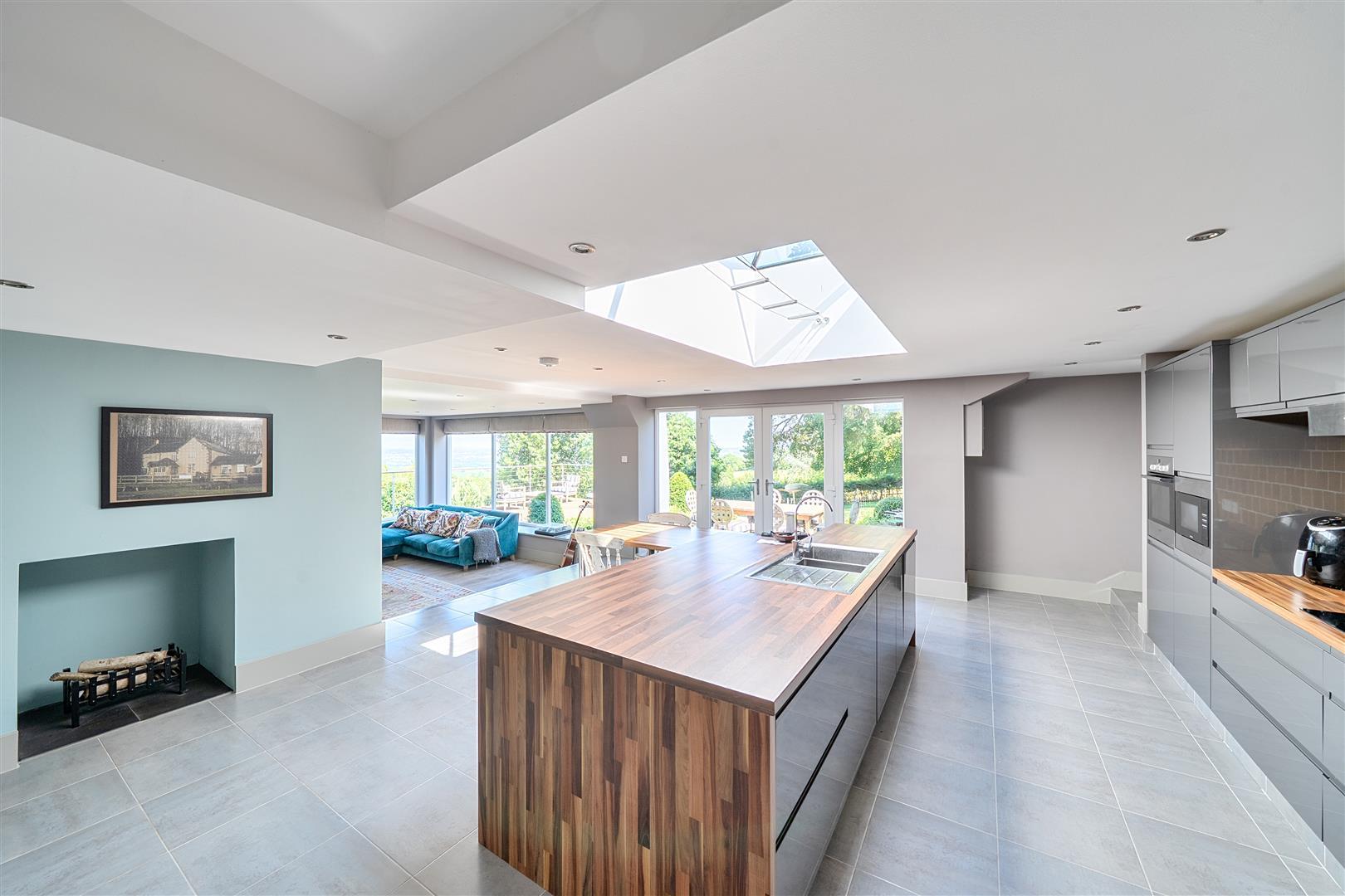 Property Image cbb0526b-7089-49e2-b0b0-981e252a1831