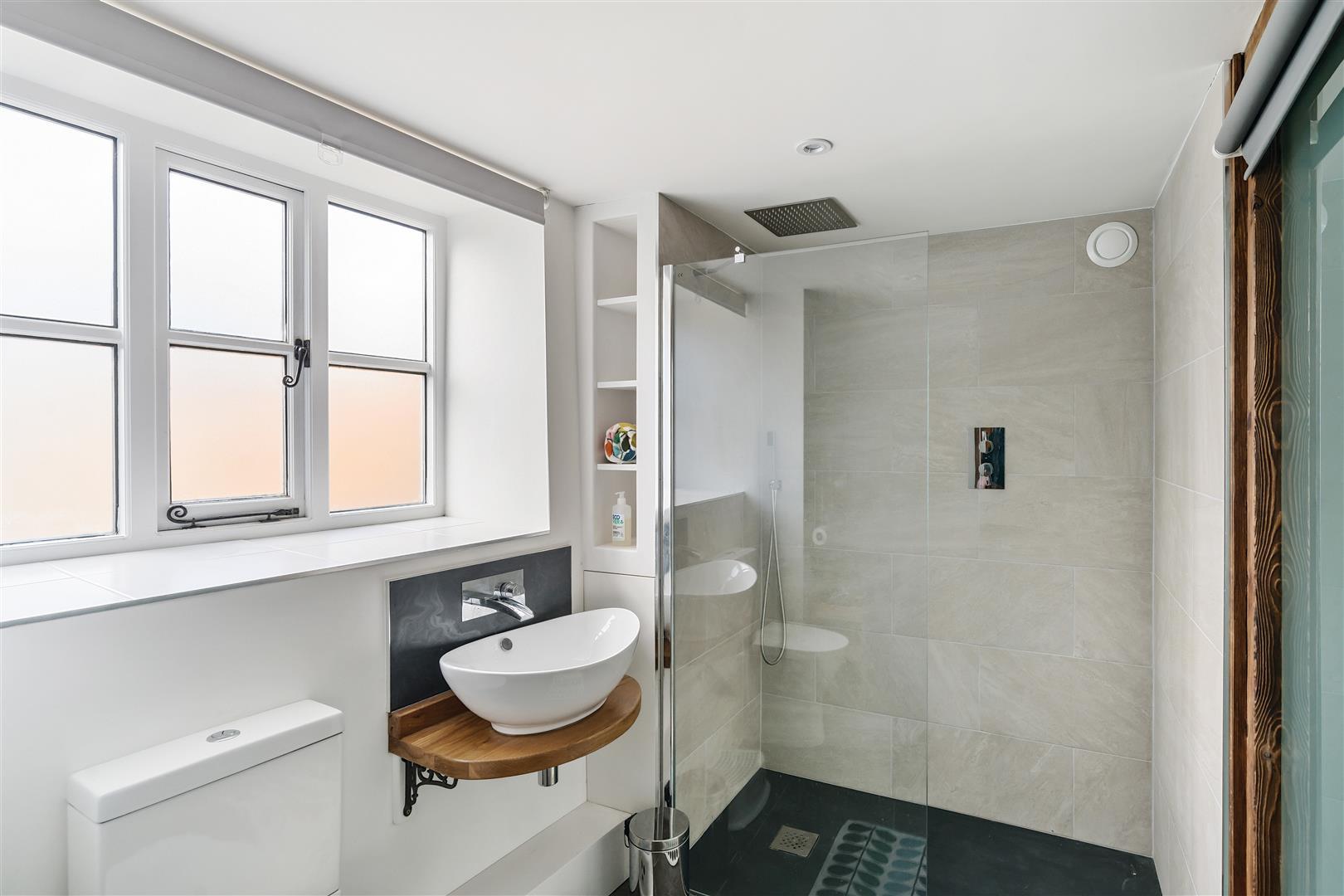 Property Image cbc72c98-c203-4534-954e-d7b5e1a840f1
