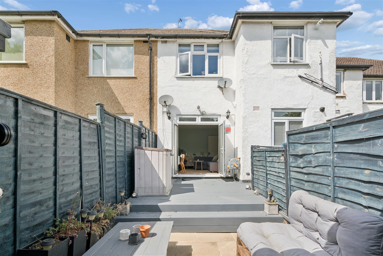 Property Image cbe40b12-48ae-4052-9c23-68d7698645a2