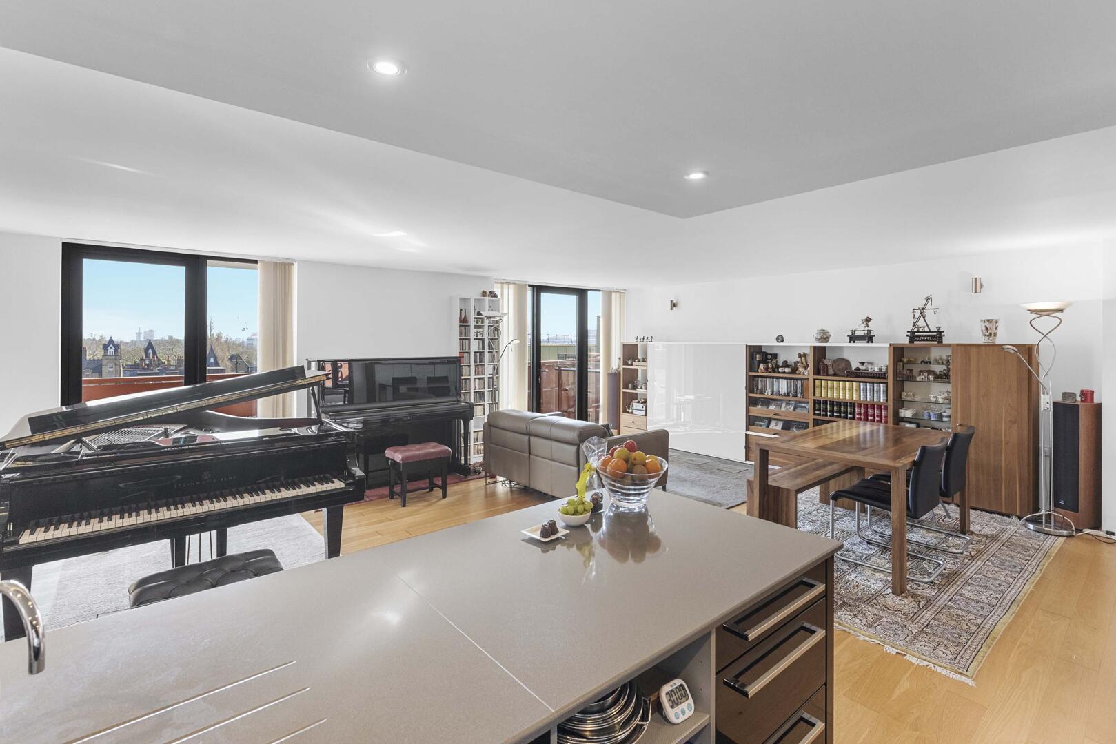 Property Image cbe42682-1c59-4a82-ae2b-a5e792b69e1f
