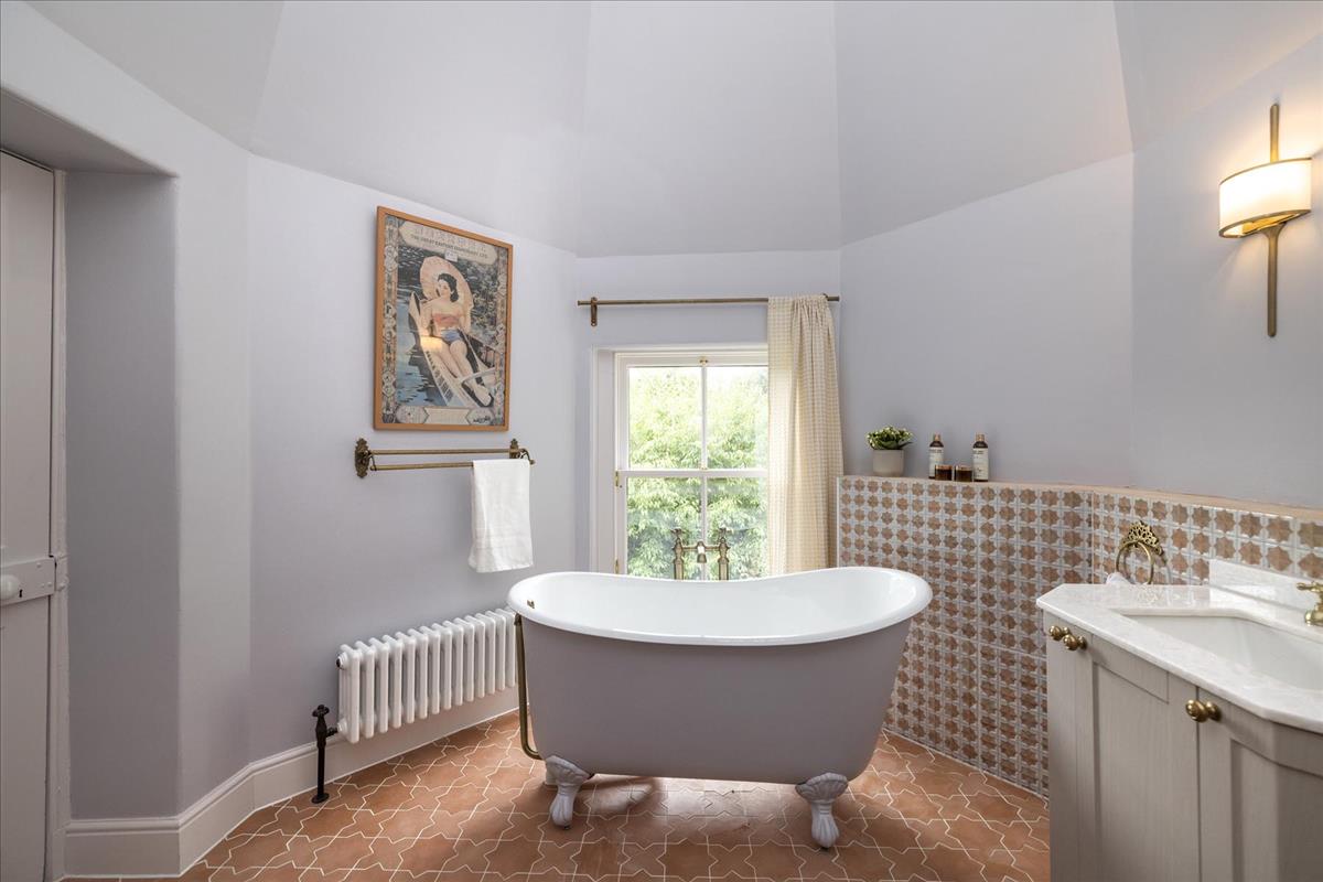 Property Image cbe599ba-c757-458e-8ce3-930327cc2923