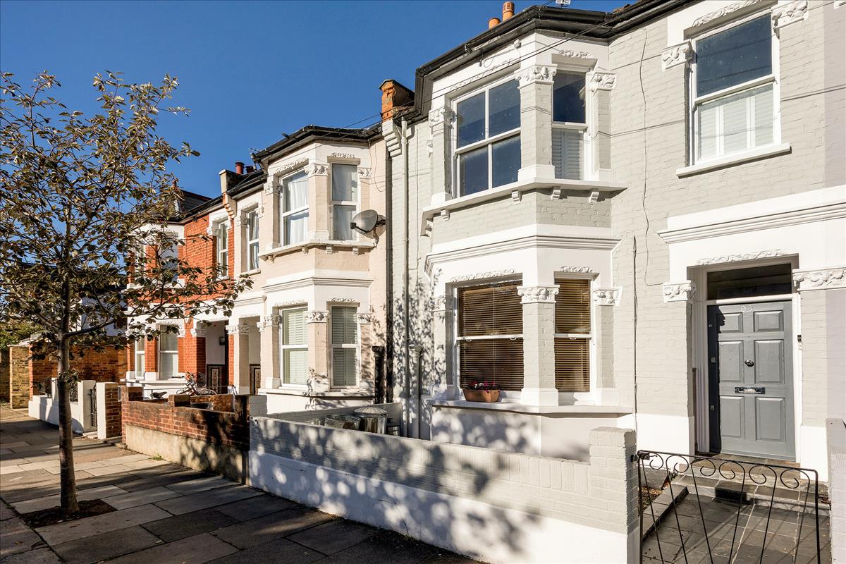 Property Image cbee076e-5d1a-45c7-903f-81707591751c