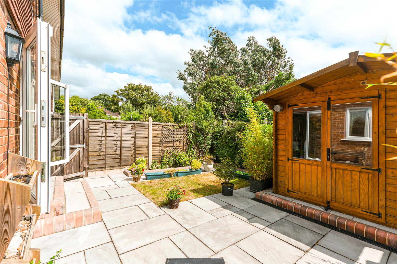 Property Image cc170ebc-7612-497d-8cae-d8a036a7f847