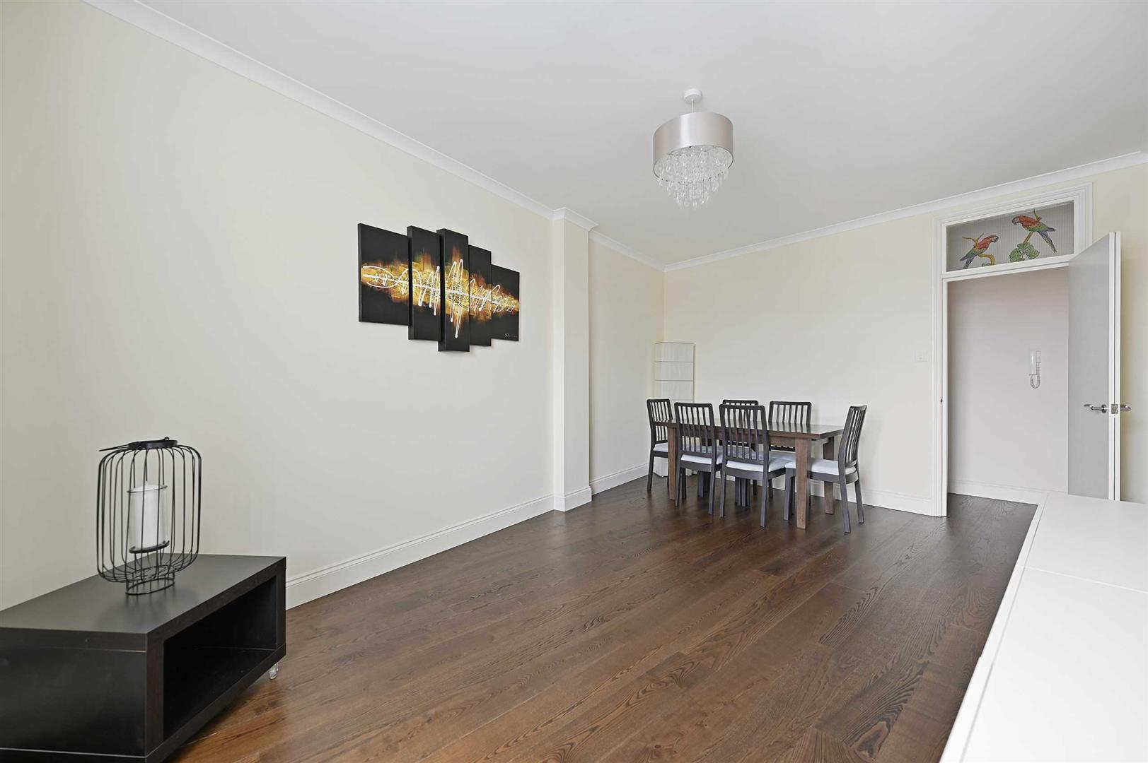 Property Image cc356054-d8ad-4646-9ac6-41ad8f9e3b05