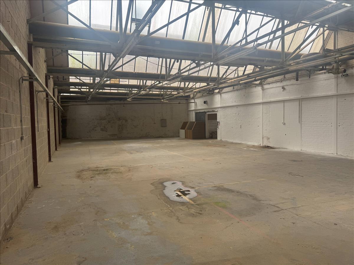 Property Image cc45eed3-3cbd-432e-bc89-b56aaa79b0d9