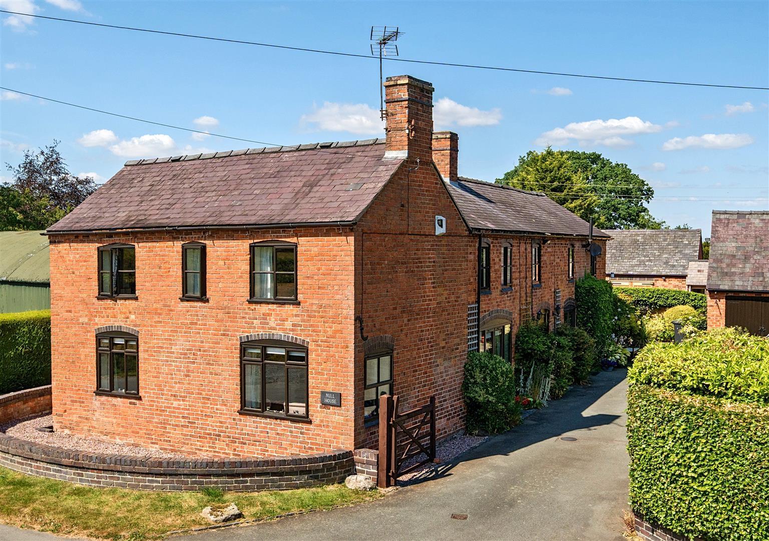Property Image cc4854d2-bf57-4633-8782-1b4655270ca5