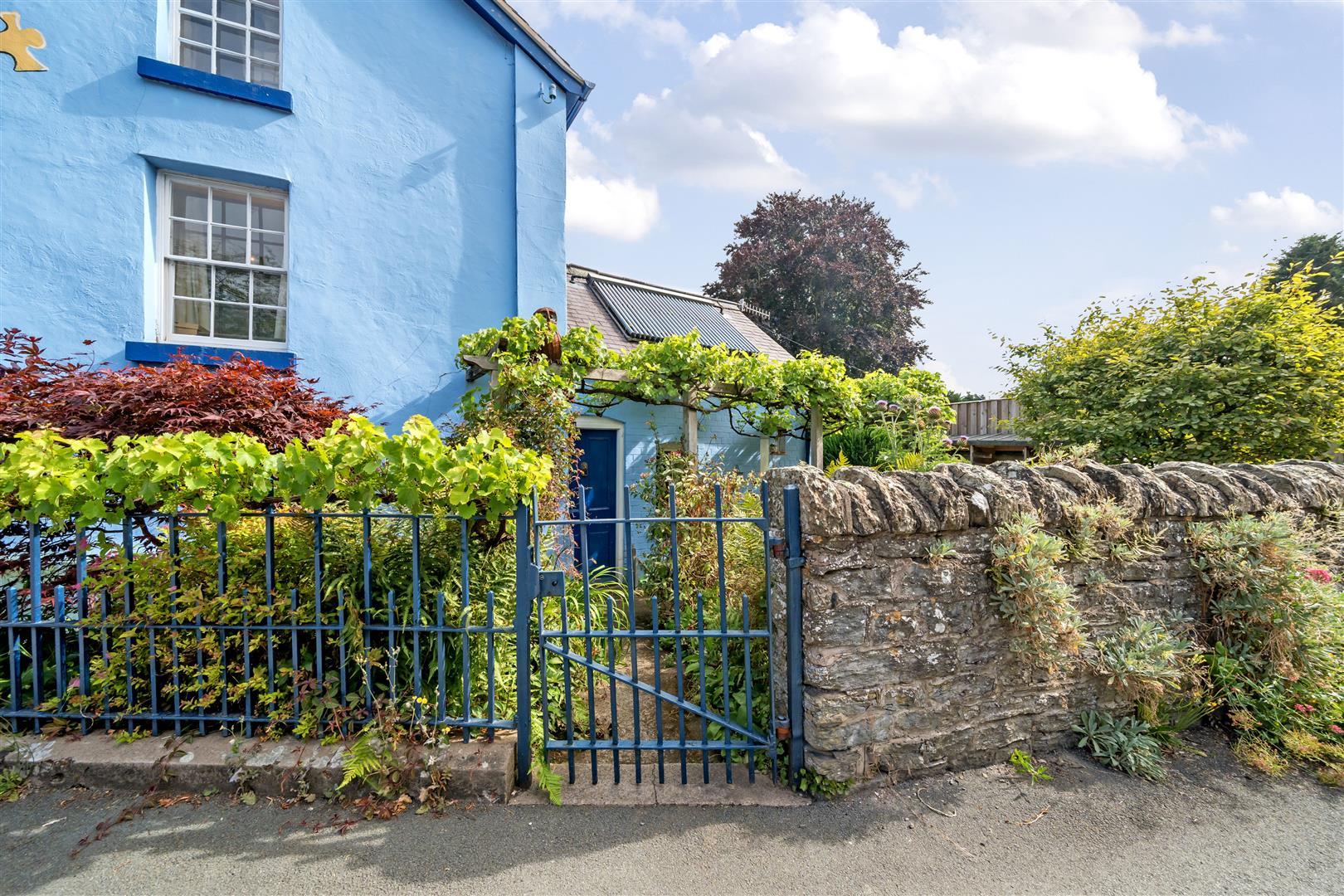 Property Image cc7e5931-af34-4ab2-aa24-d2e54aa99b03