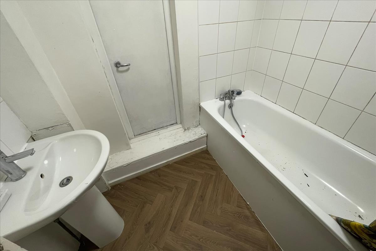 Property Image cca249d6-3ef4-4b7b-9ef8-a4336a478ff2