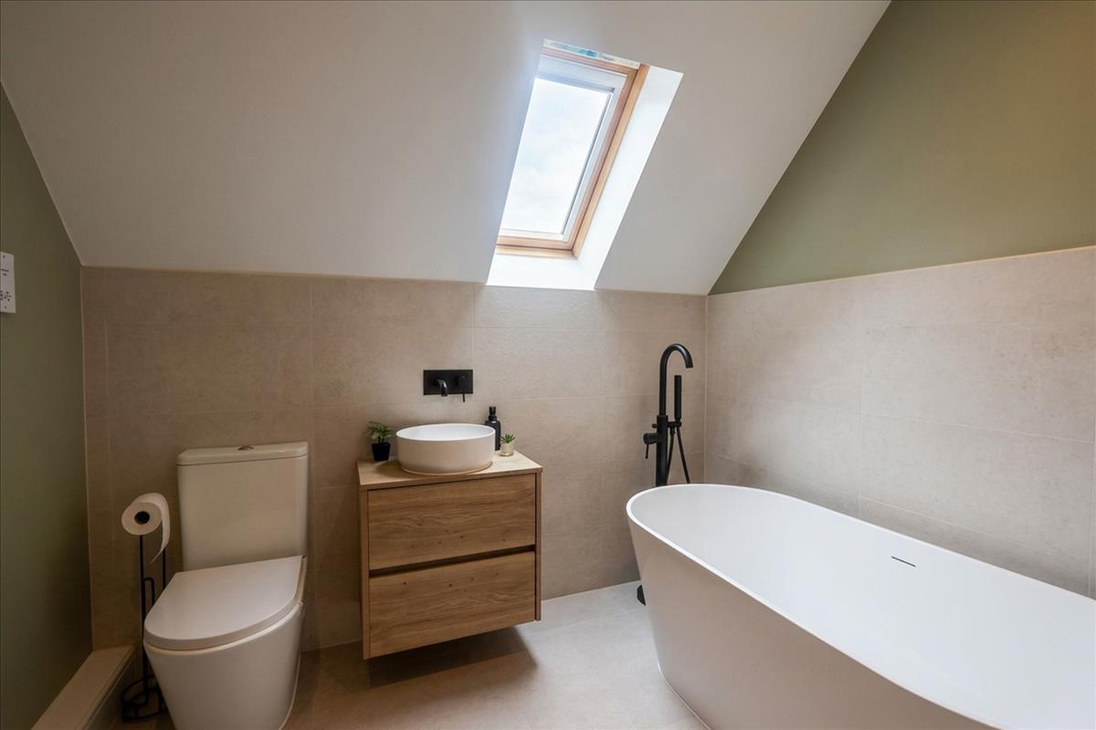 Property Image ccb533bf-0bb0-417f-b84d-278eb486c89b