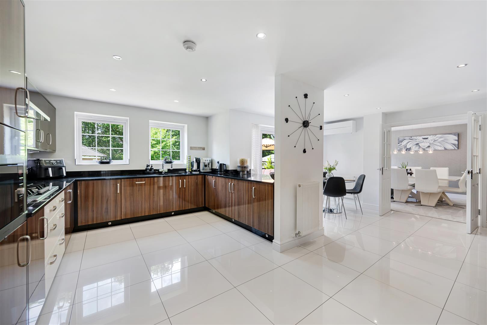 Property Image ccbc63ce-1e63-4e66-88ec-885b59649f44