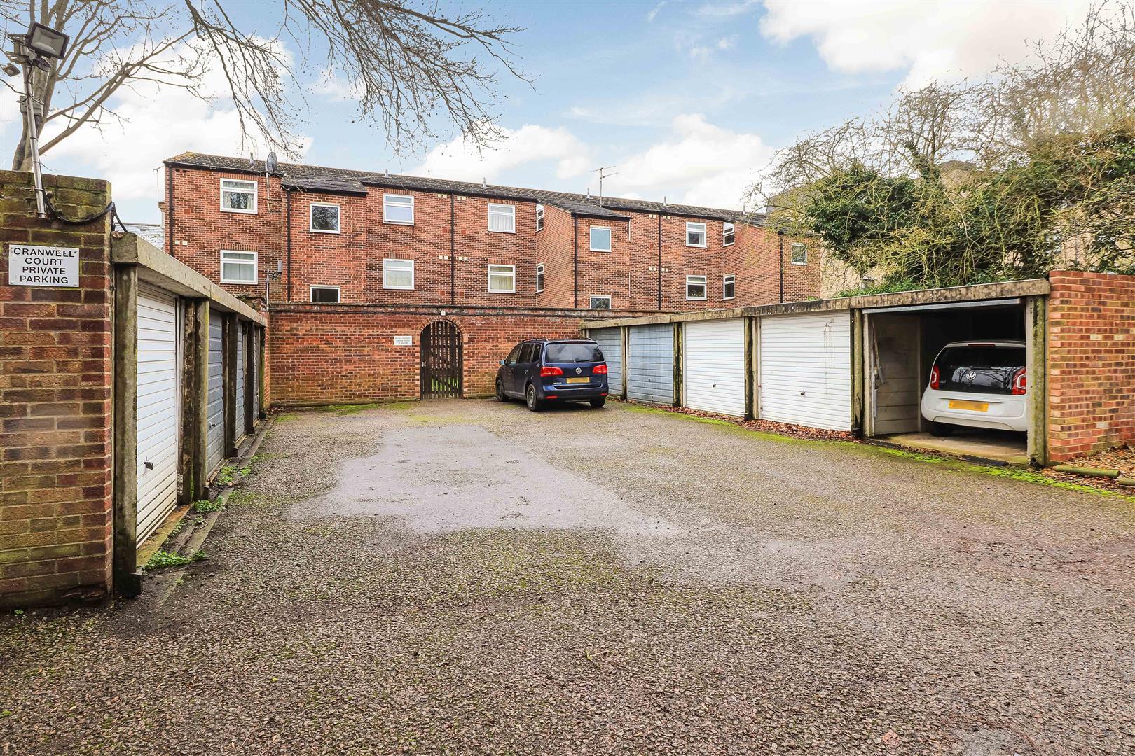 Property Image cce913e7-c61b-4a95-a53b-57f82a7c85bc