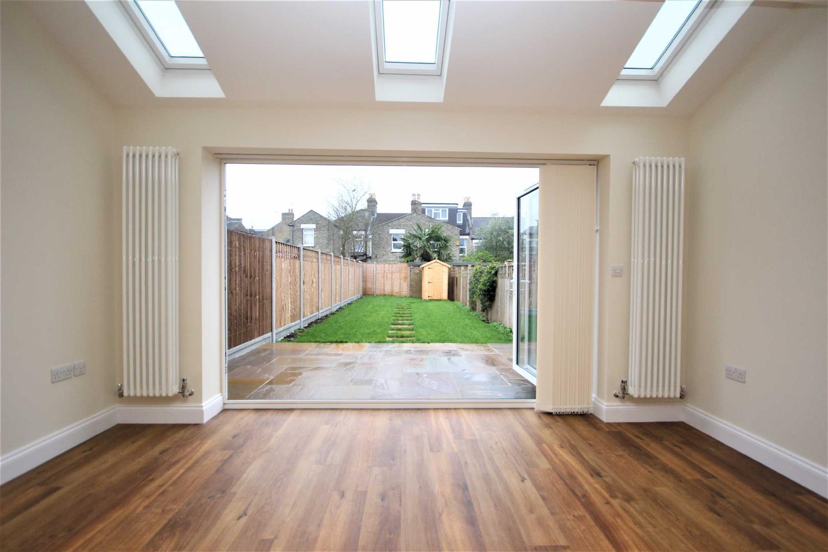 Property Image cce91e10-47f0-4986-a131-54c756f544f0