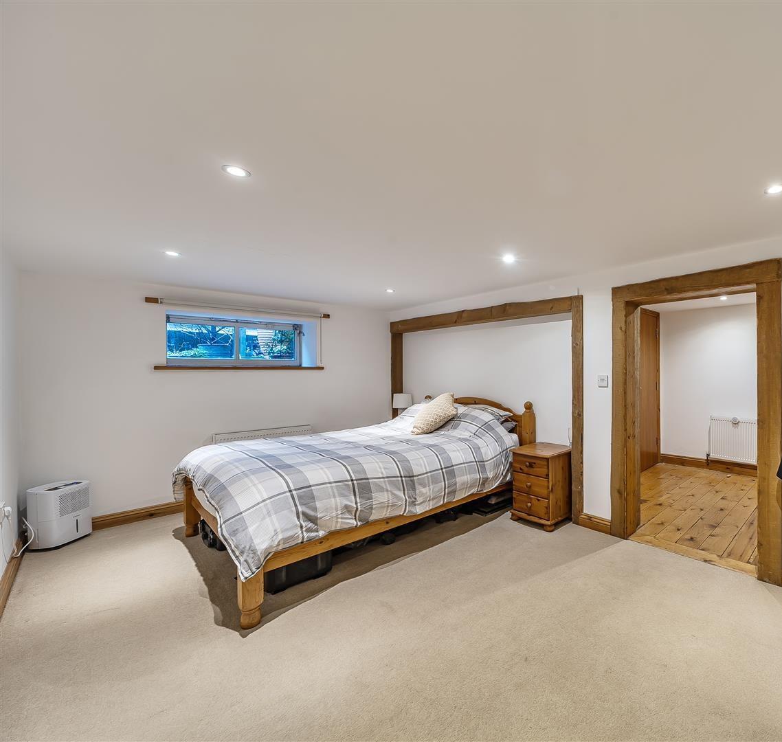 Property Image ccece5ce-8e9e-4a57-8227-993a7bd3e693