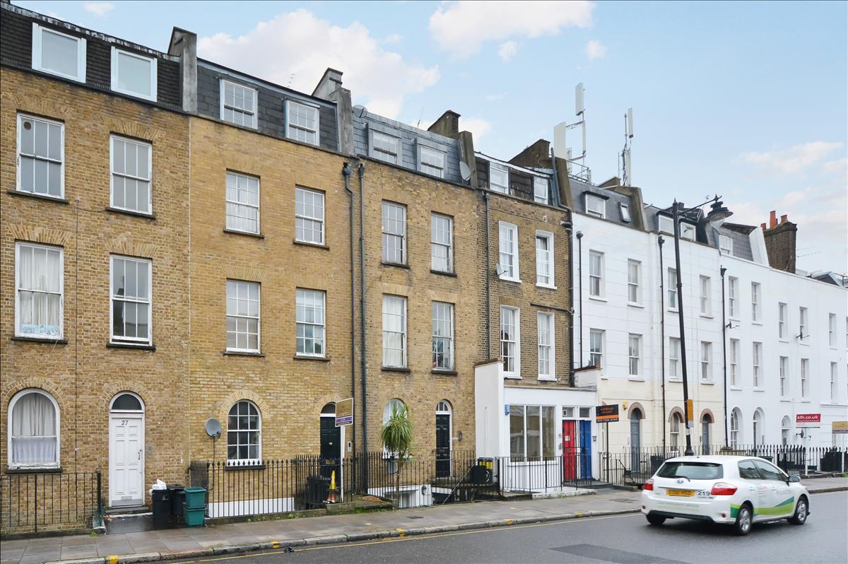 top floor period conversion for rent on islington park street