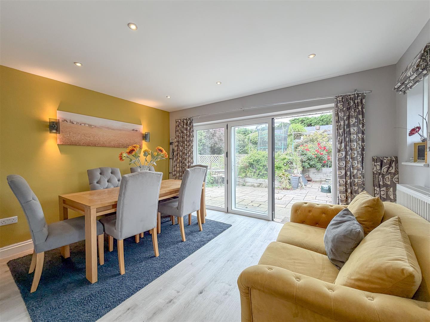 Property Image ccf7f66b-3939-4b68-9d80-ec579d94af84