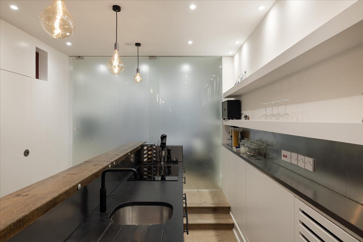 Property Image ccfc0df6-8dd7-4d82-9eb0-737a8d1b6b52