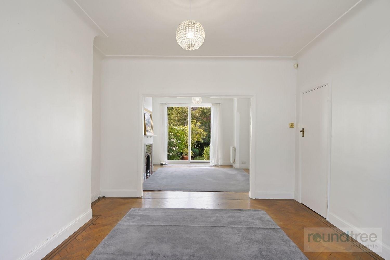 Property Image cd103761-4a78-47cb-8cda-2d706d5a8132