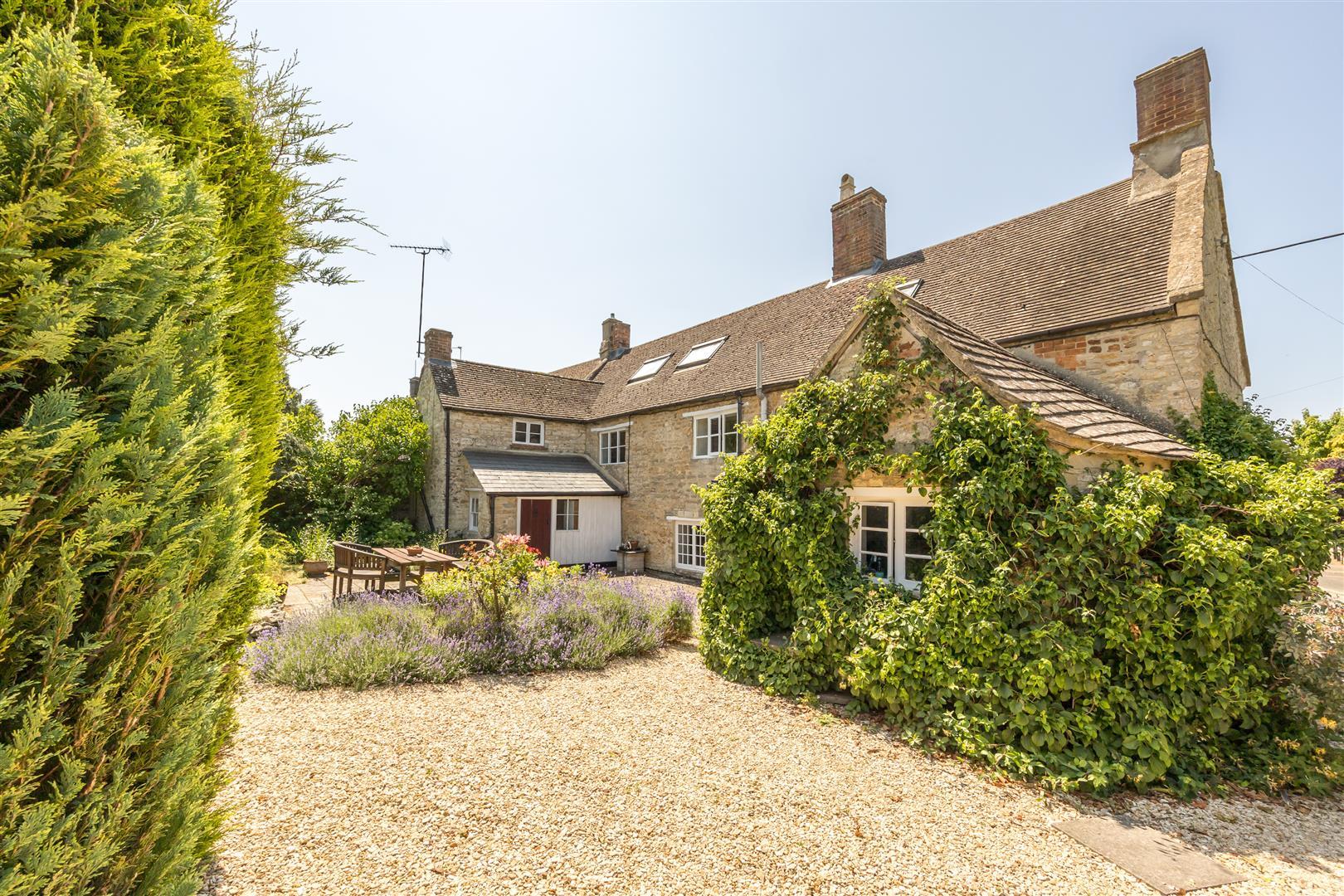 Property Image cd2506e2-d32c-4816-9d94-75f85c5705aa