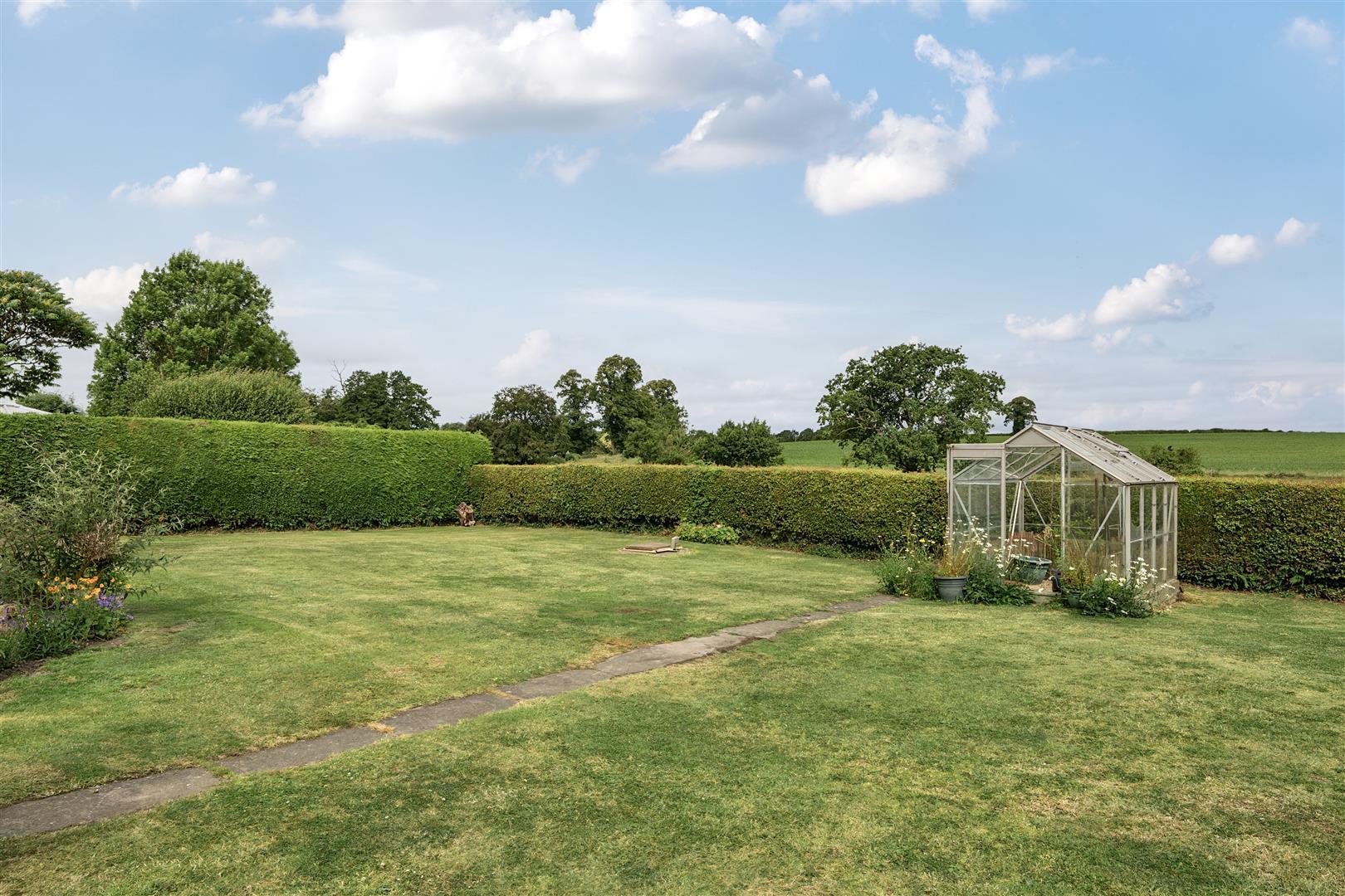 Property Image cd30358d-46b2-4055-9d7e-a7a65ef79038