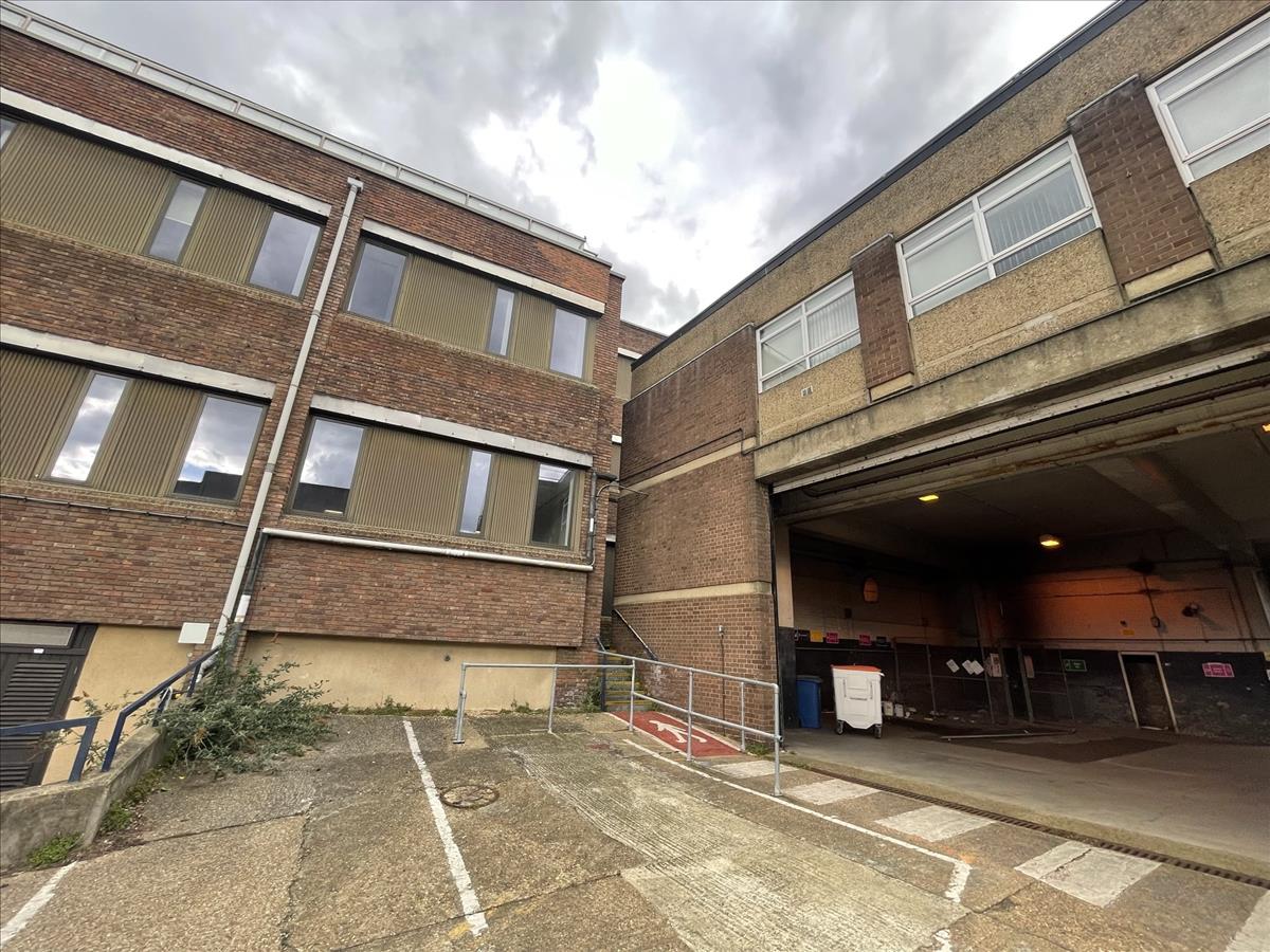 Property Image cd341f7f-d561-4f0e-bf46-8d0c476fcc8e