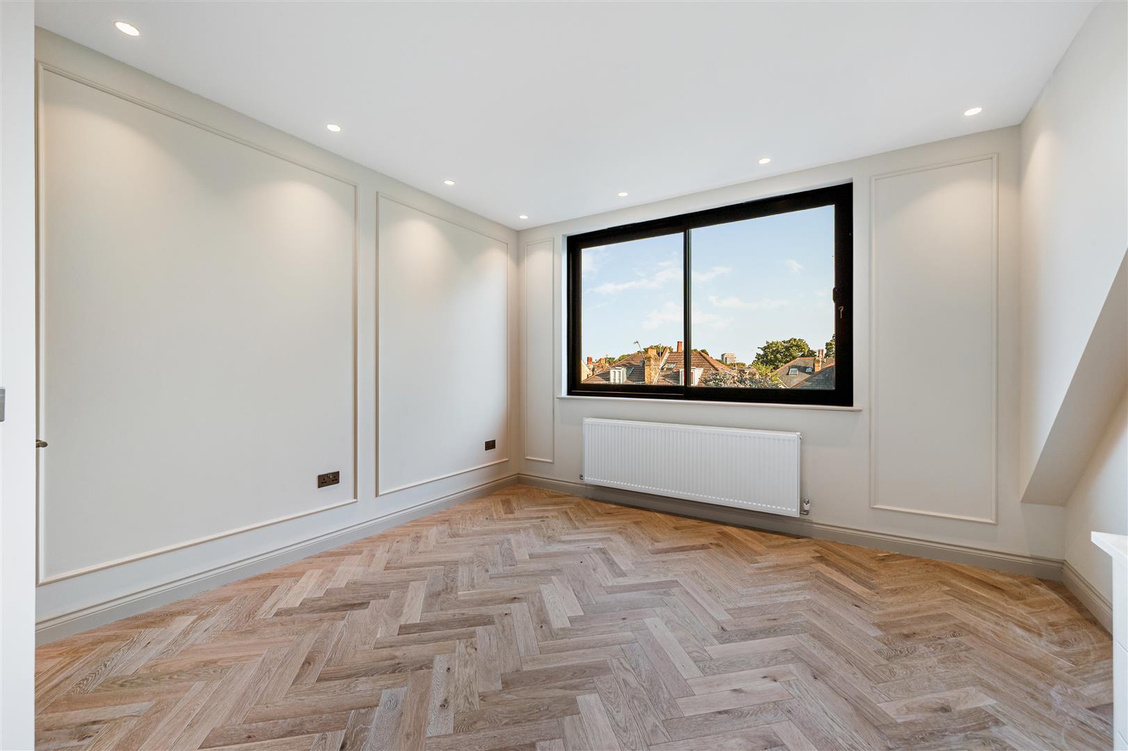 Property Image cd51f2a1-73bc-4856-8c0e-7374ddbbe8e9