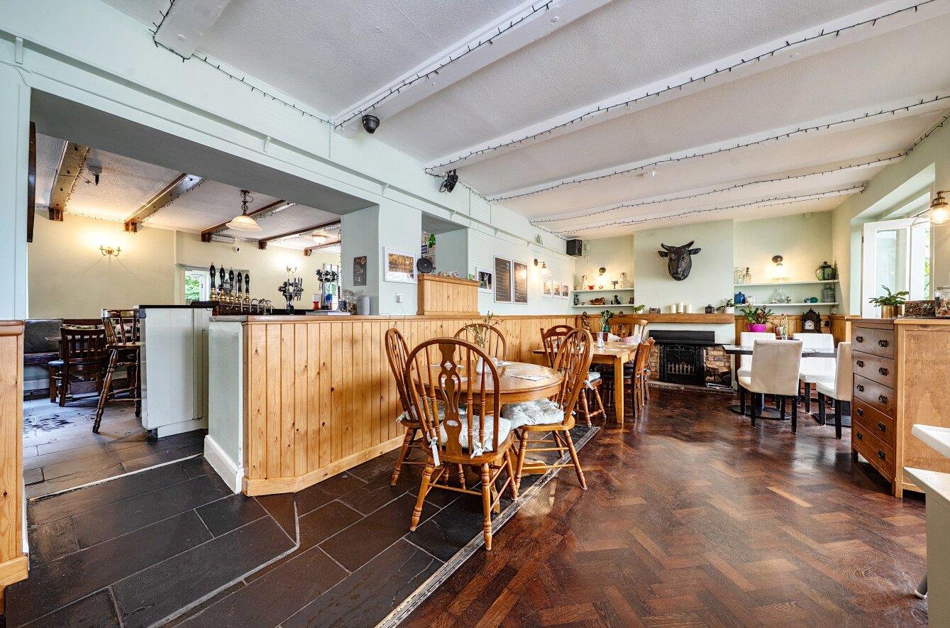 Property Image cd56b034-b63d-427b-8e93-13ae6341f65f