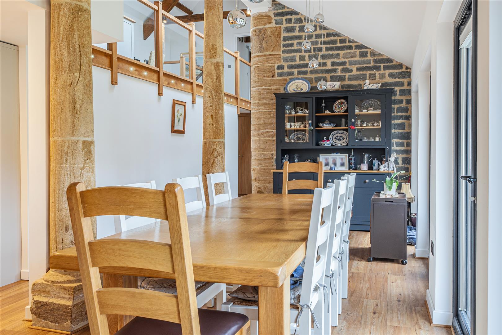 Property Image cd818be4-52fd-476b-8f10-6b527678e590
