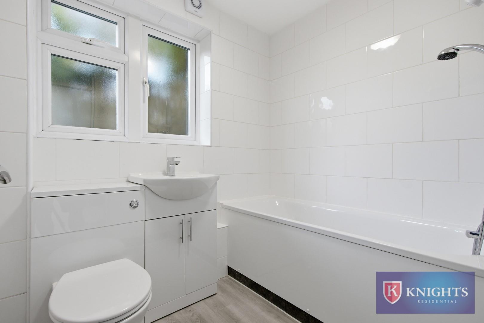 Property Image cd82e07e-0f30-4fe9-8337-cdfe30e4c56a