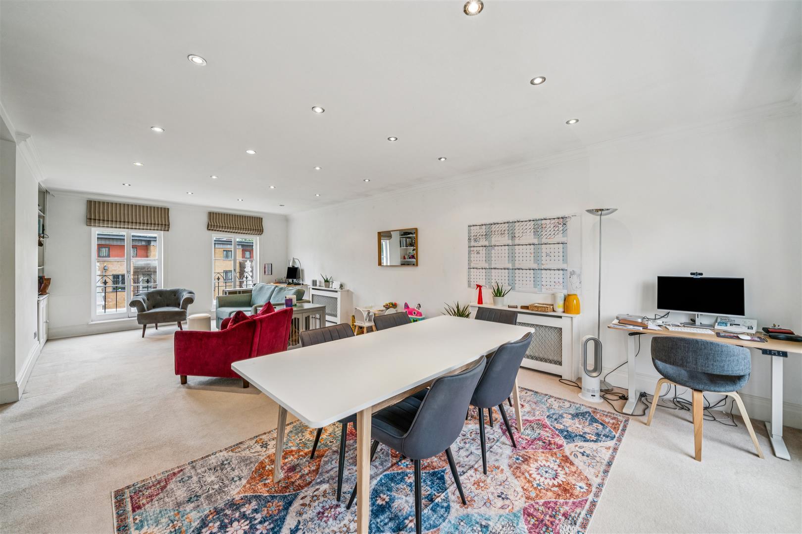 Property Image cd98aca2-0ad2-4a6a-ae8b-3bd404a5cf33