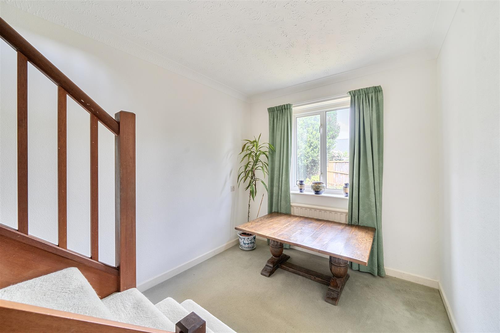 Property Image cd9adc00-7669-40af-81a0-a733a0d127f8