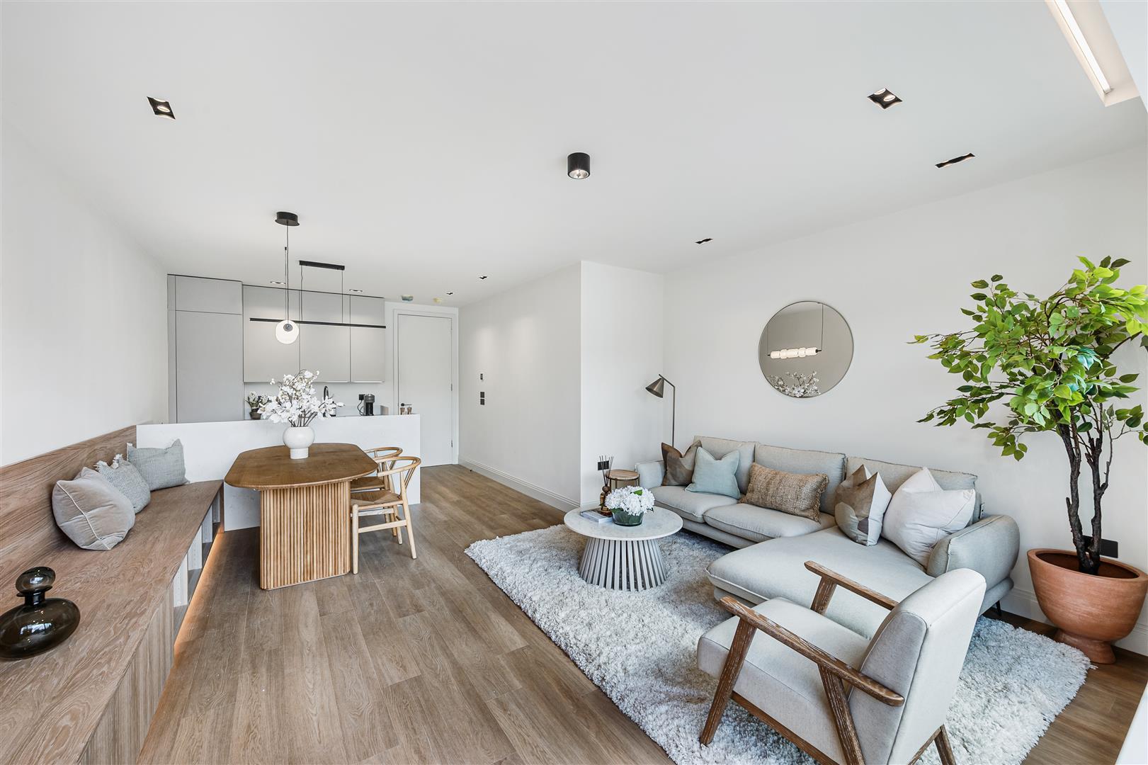 Property Image cda0d099-9ccd-44d2-916c-8f8c0fb08e5c