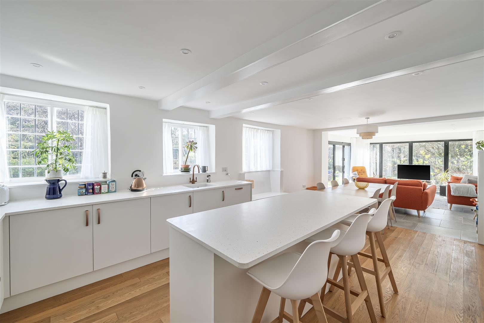 Property Image cda28155-414d-4053-8d0e-9c06972de92a
