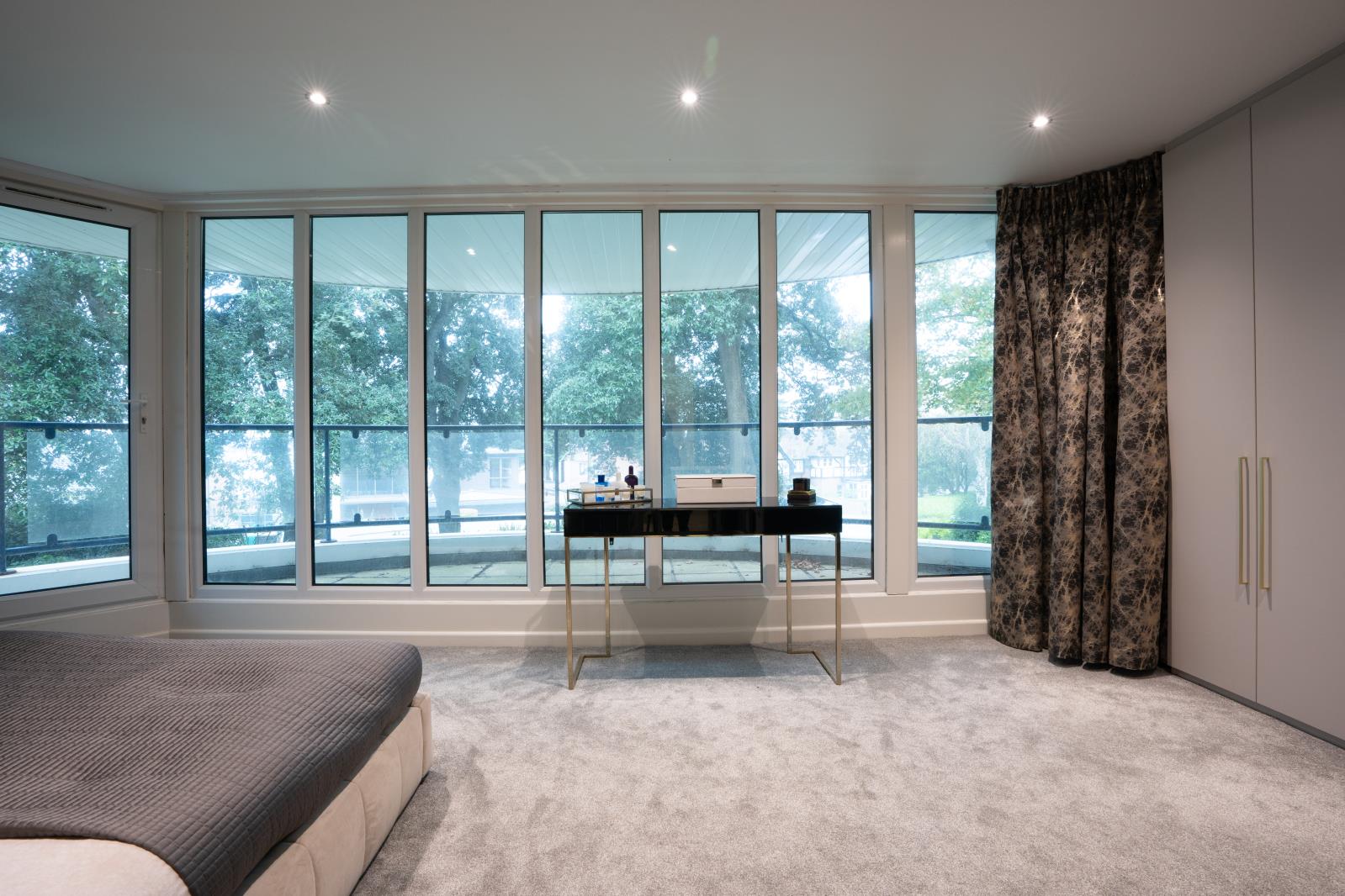 Property Image cda3ff50-722c-4cc3-9246-bf228ce82d89